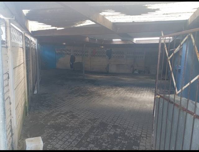 3 BEDROOM HOUSE FOR SALE IN RETREAT